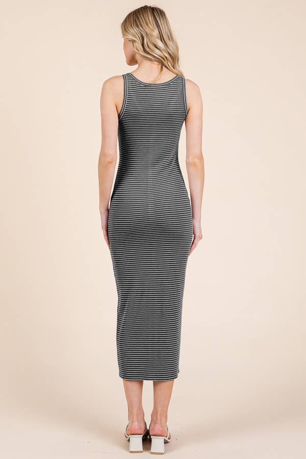 V NECK NON FUCTIONAL BUTTON MIDI DRESS: MILK TEA