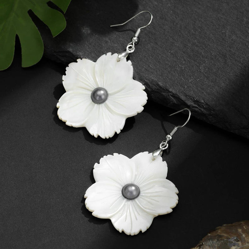 FRESHWATER PEARL PETAL EARRINGS