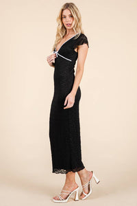 LACE CONTRAST MIDI DRESS: BLACK/WHITE