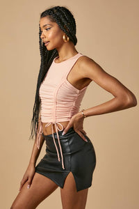 BRUCHED RIB RUCHED TANK TOP: TROPICAL PEACH