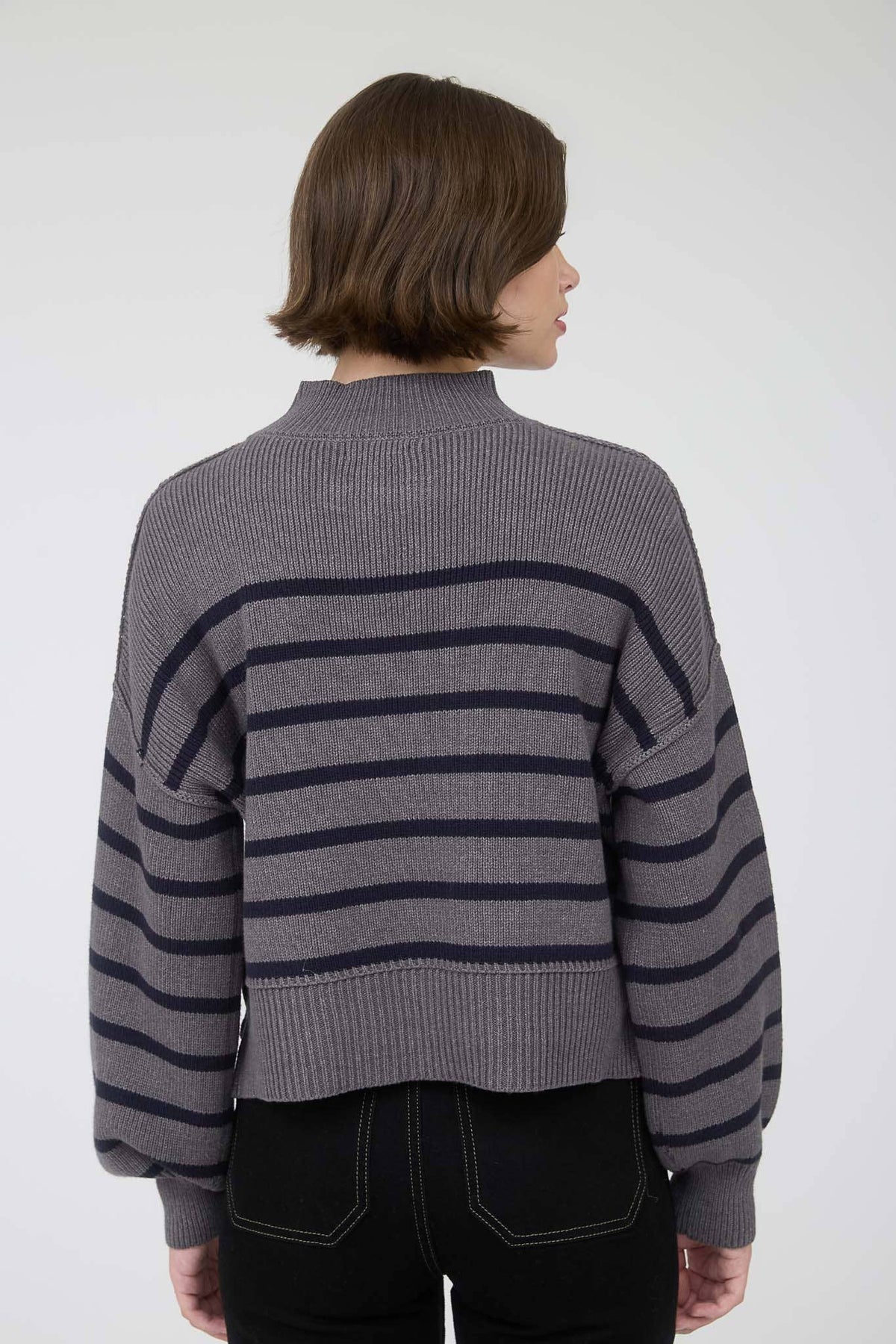 STRIPE MOCK NECK DROP SHOULDER KNIT SWEATER: NAVY