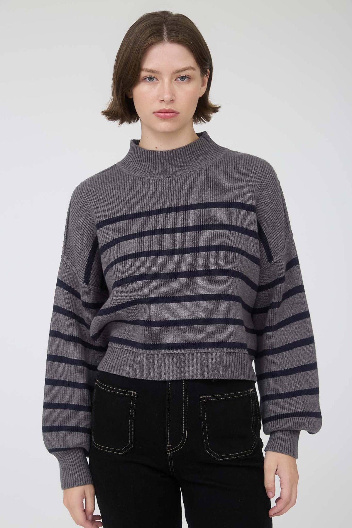 STRIPE MOCK NECK DROP SHOULDER KNIT SWEATER: NAVY