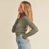 Turtle Neck Sweater: GREEN