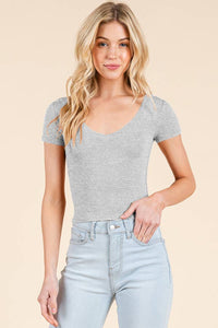 SHORT SLEEVE V-NECK CROP TOP: BLACK