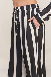Soft Pull on Striped Pant
