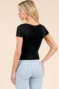 SHORT SLEEVE V-NECK CROP TOP: BLACK