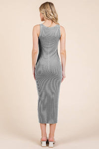 V NECK NON FUCTIONAL BUTTON MIDI DRESS: BLACK / SOFT WHITE